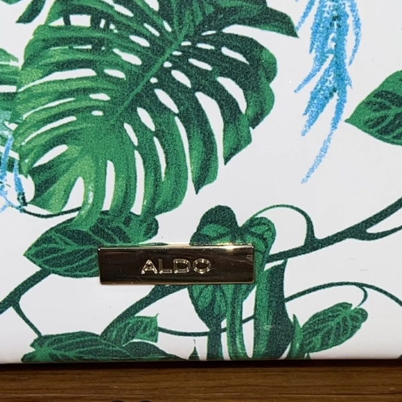 ALDO Palm Leaf Over Shoulder Bag Gold Chain Snap Summer Purse - Picture 3 of 6